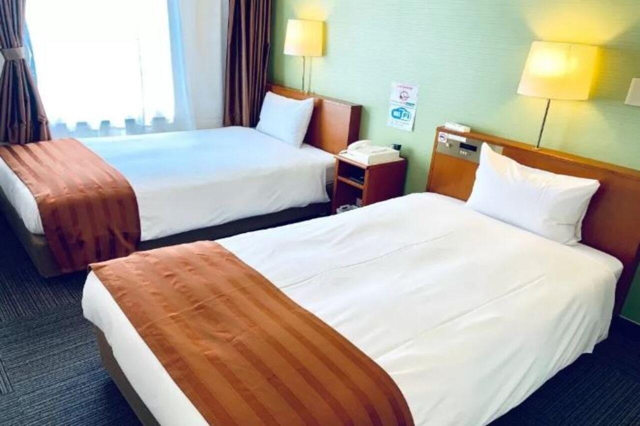 Tokyo Plaza Hotel Экстерьер фото