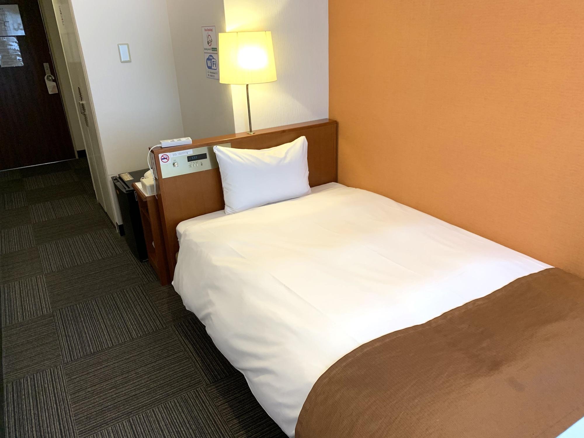 Tokyo Plaza Hotel Экстерьер фото