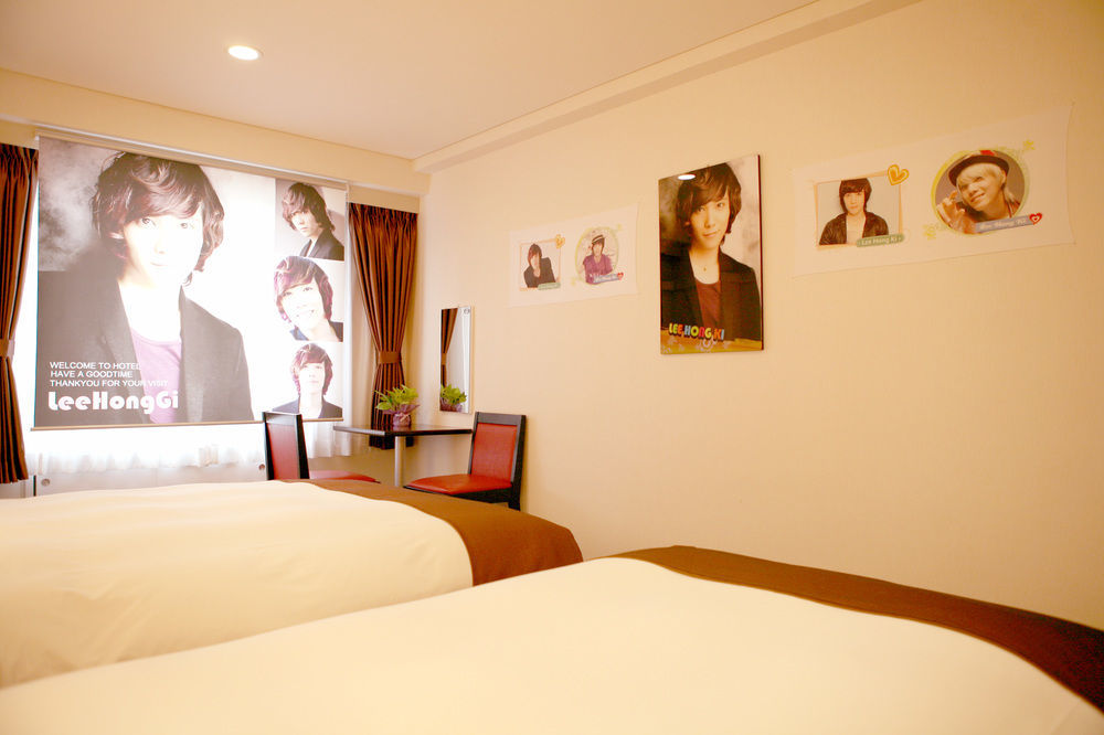 Tokyo Plaza Hotel Экстерьер фото