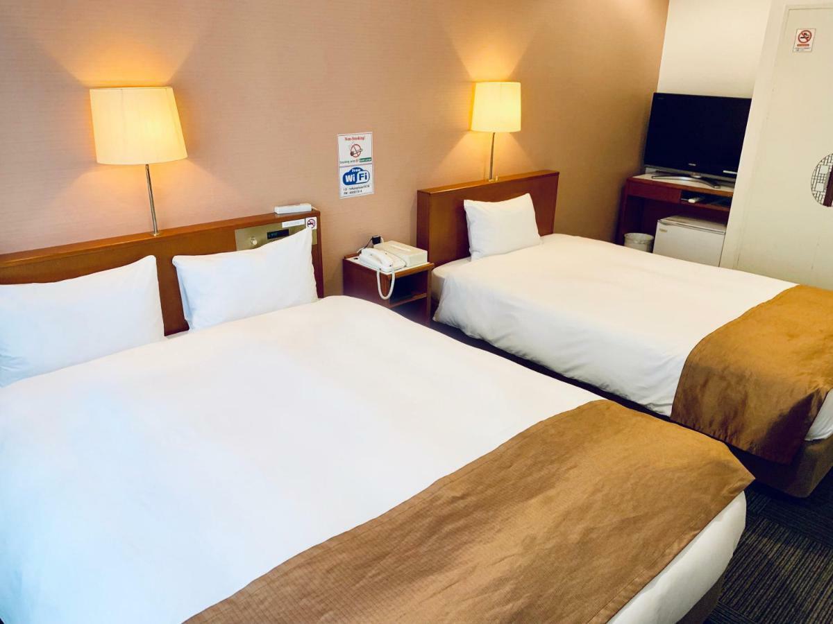 Tokyo Plaza Hotel Экстерьер фото